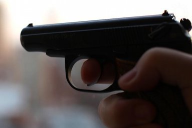 Украл спиртное и устроил стрельбу: в Краснодаре полицейские задержали злоумышленника