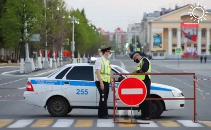 В Ростове ограничили движение по улицам рядом с Ворошиловским мостом