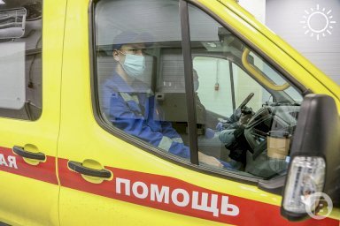 Под Волгоградом юный водитель на «ВАЗ-2115» влетел в «девятку»
