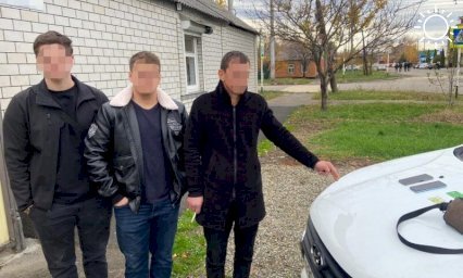 Жителя Кубани задержали с семью свертками героина и метадона в Адыгее