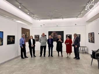 В республиканской Картинной галерее открылась выставка Хасана Шеожева