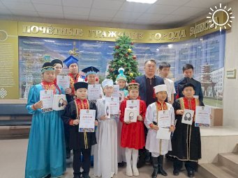 Молодежь Калмыкии соревновалась в поздравлениях на калмыцком языке 