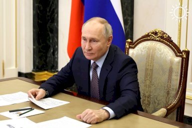 Путин заявил, что США и Европе «пора закончить валять дурака» в ожидании краха России