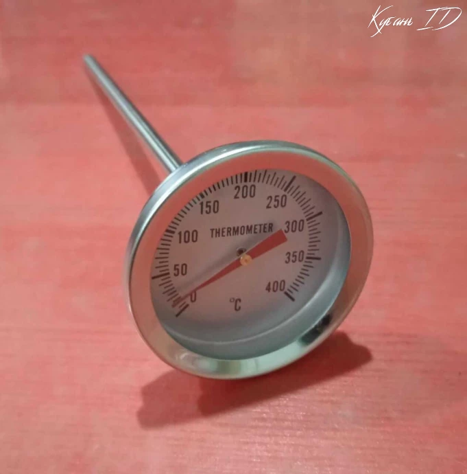 Термометр со щупом 20 см 400 г