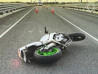 В Ростовской области на трассе М-4 «Дон» погиб 21-летний мотоциклист
