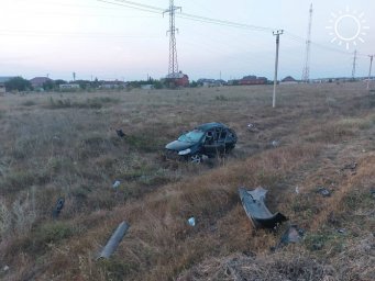 На трассе в Ростовской области женщина и ребёнок погибли в массовом ДТП