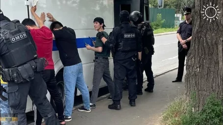 В ходе недавнего рейда в Ростове-на-Дону полицейские выявили 23 нелегальных мигранта.